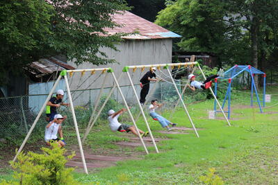 ブランコ遊びに行く